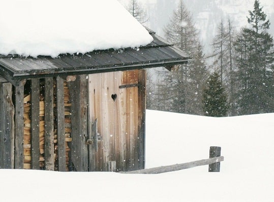 ice_cold_firewood_shed