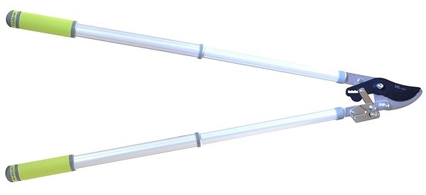 A pair of telescopic loppers with standard style grips, thanks to MLTOOLS