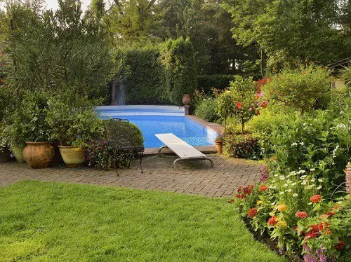 pool_landscaping_ideas