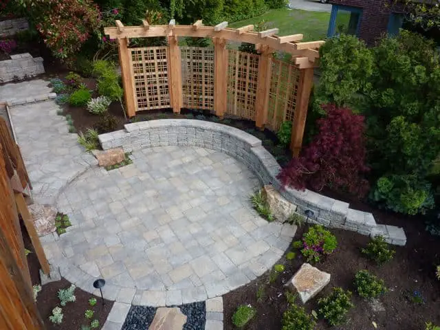 Ideas on How to Use Pavers