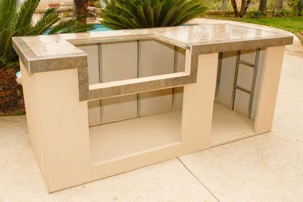 fabricated outdoor kitchen